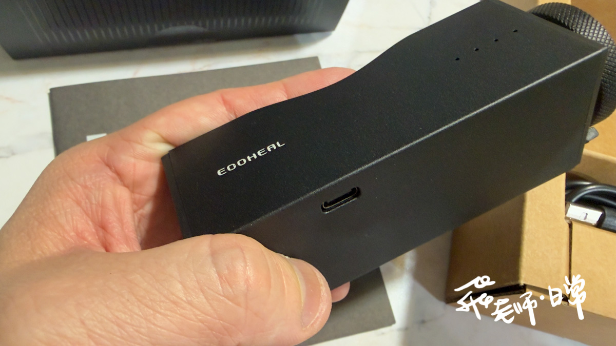 ECOHEAL,KNOT光子除味器評價,PHIT光合離子化技術,KNOT光子除味器心得,KNOT光子除味器有用嗎,KNOT除臭評價,光子除味器智商稅,小型除臭機開箱,小坪數除臭推薦,便攜式除臭機分享,除臭方式推薦,寵物異味消除,鞋櫃異味消除,衣櫃異味消除,廁所異味消除,浴室異味消除,抑菌防黴 