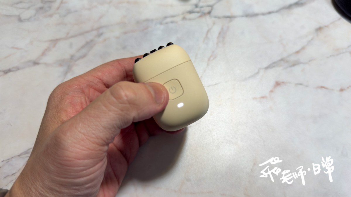 香港商思維創新評價,yoose有色評價,電動刮鬍刀開箱,隨身刮鬍刀推薦,旅行刮鬍刀分享,輕量刮鬍刀心得,質感刮鬍刀實測,刮鬍刀品牌推薦,造型刮鬍刀開箱,水洗刮鬍刀分享,yoose有色,隨身刮鬍刀推薦,水洗刮鬍刀分享,輕量刮鬍刀心得,yoose有色,隨身刮鬍刀,電動刮鬍刀,五刀頭刮鬍刀,往復式刮鬍刀,yoose有色,隨身,外出,電動刮鬍刀,五刀頭,往復式,便攜,防水